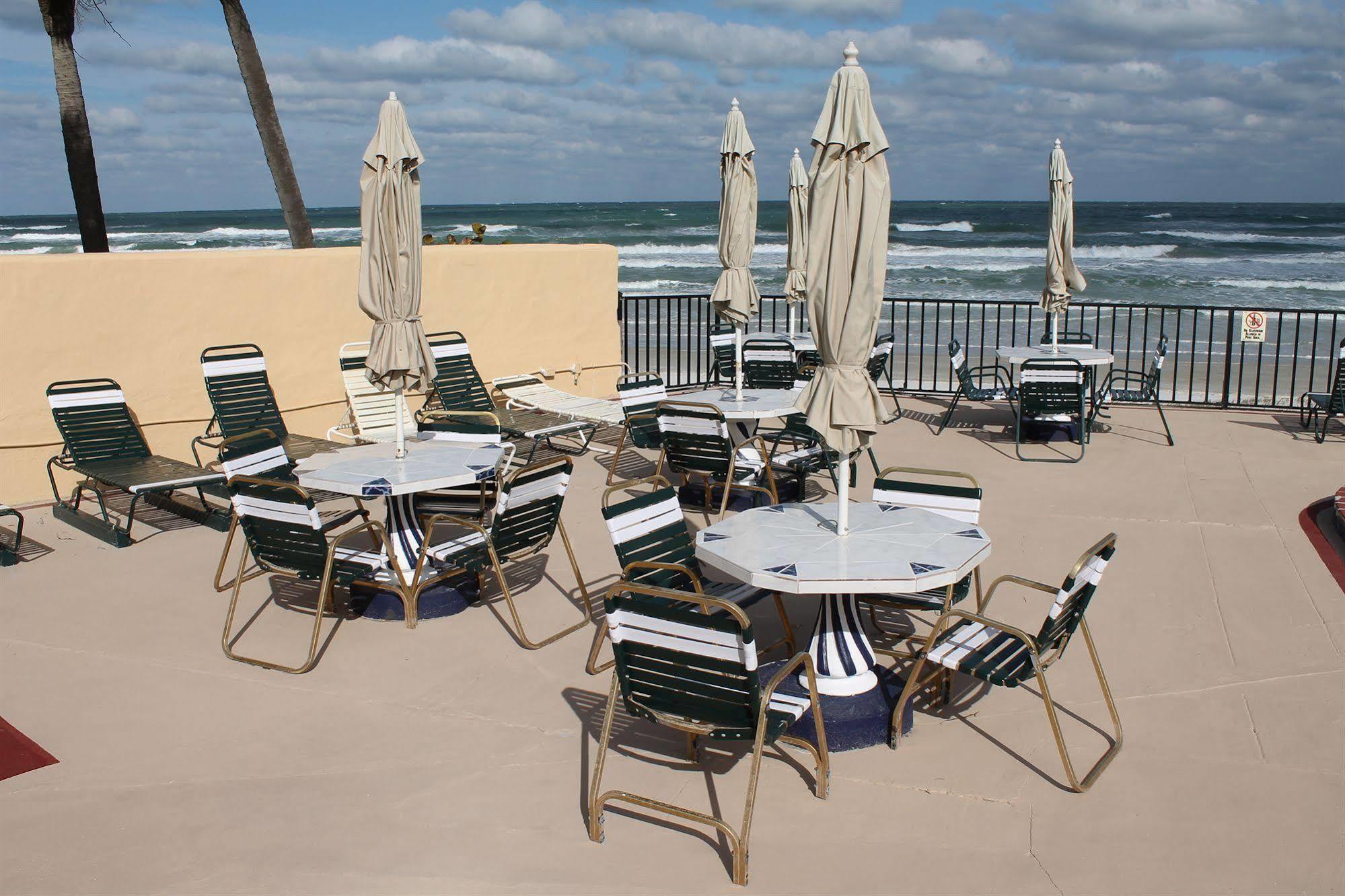 Grand Prix Motel Beach Front Daytona Beach Bagian luar foto